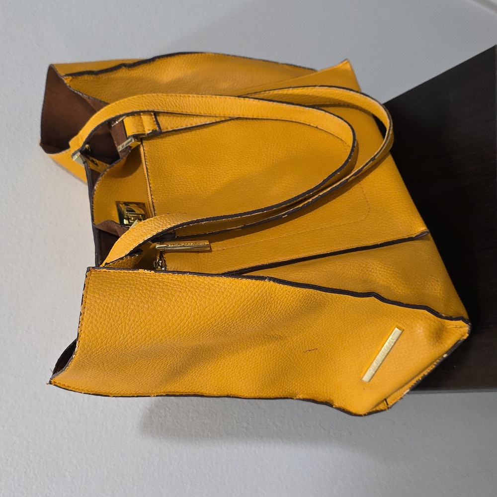 Steve Madden Turnlock Shoulder Tote Bag & Clutch Bag - Picture 6 of 15